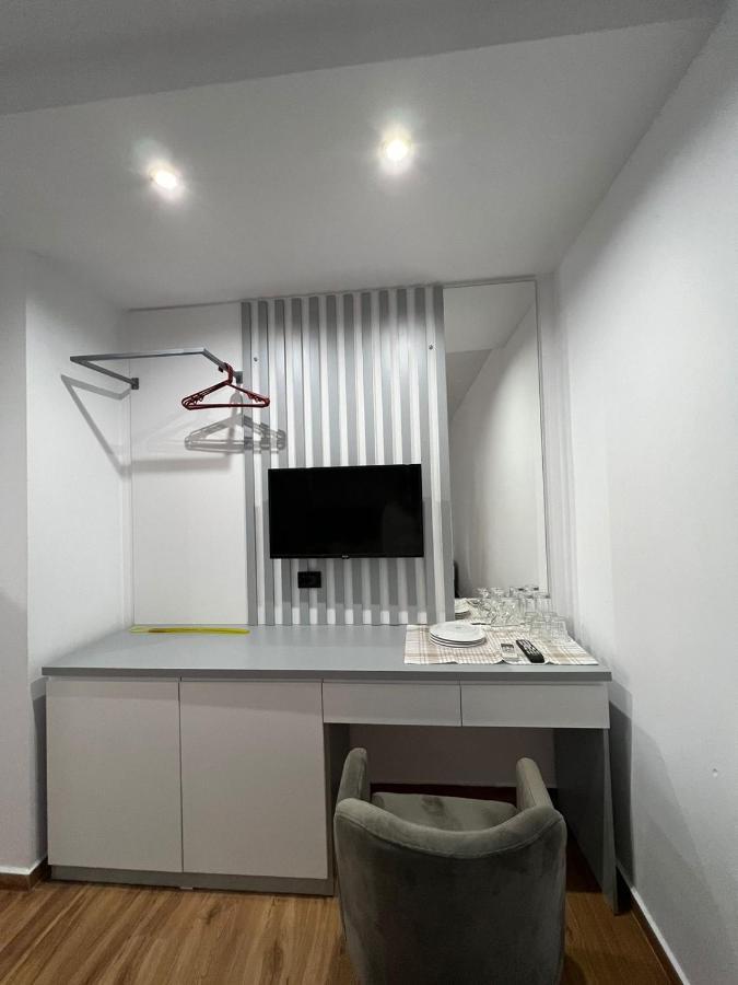 Hotel Vila Herta Durrës Kültér fotó